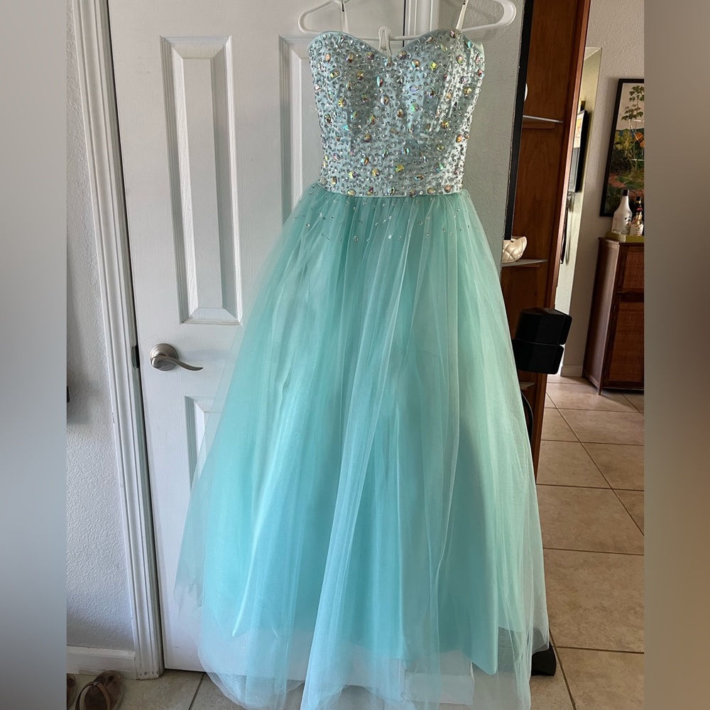 Prom dress